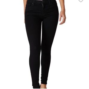 Hudson Nico Mid rise jeans. Item 084